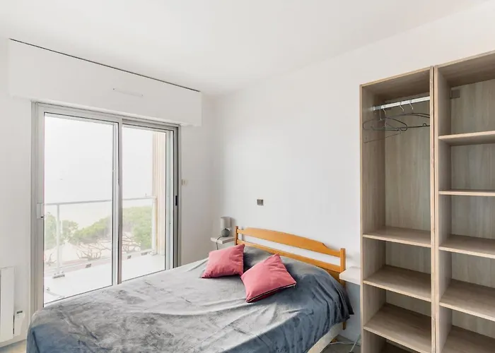 Claire-2 By Interhome * 아르카숑